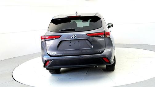 2020 Toyota Highlander Hybrid XLE