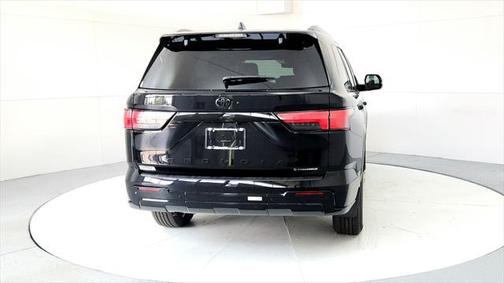 2025 Toyota Sequoia Platinum