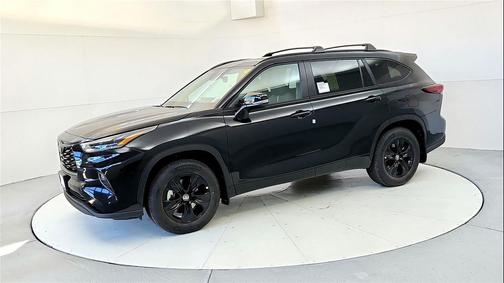2025 Toyota Highlander Hybrid XLE