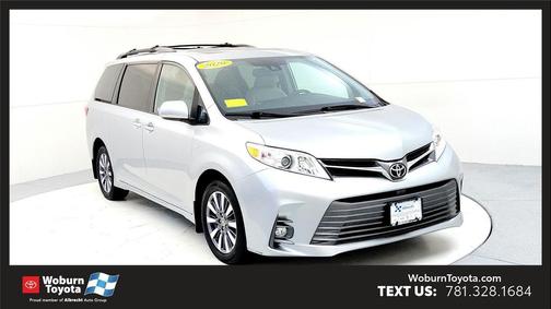 2020 Toyota Sienna XLE
