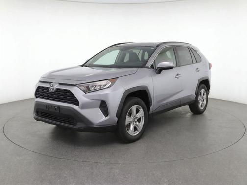Silver Sky Metallic 2023 Toyota RAV4 XLE