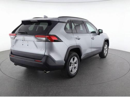 Silver Sky Metallic 2023 Toyota RAV4 XLE