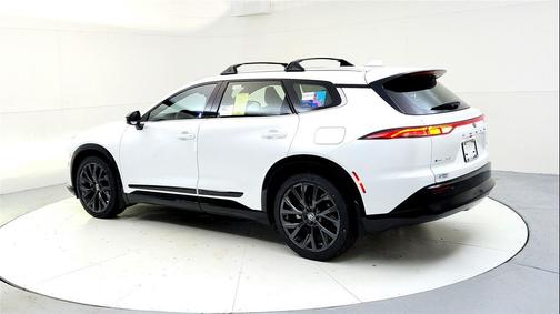 2025 Toyota Crown Signia Limited