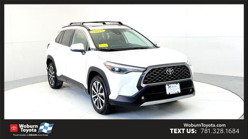 2022 Toyota Corolla Cross XLE