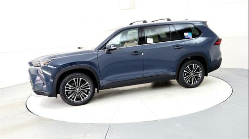 2026 Toyota Grand Highlander Hybrid Limited MAX