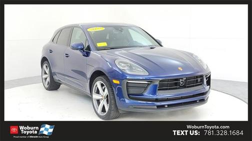 2022 Porsche Macan Base