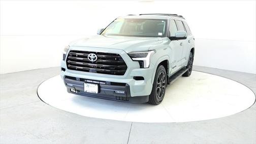 2024 Toyota Sequoia SR5