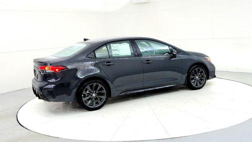 Underground/Midnight Black Metallic 2026 Toyota Corolla XSE