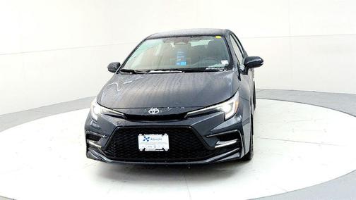 Underground/Midnight Black Metallic 2026 Toyota Corolla XSE