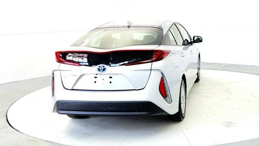 Classic Silver Metallic 2018 Toyota Prius Prime Premium