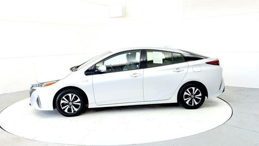 Classic Silver Metallic 2018 Toyota Prius Prime Premium