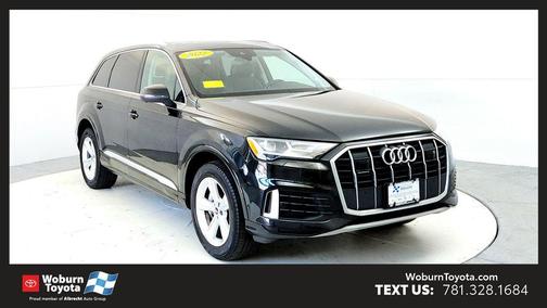 Mythos Black Metallic 2022 Audi Q7 45 Premium Plus