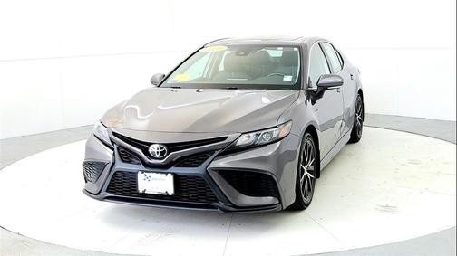Predawn Gray Mica 2023 Toyota Camry SE