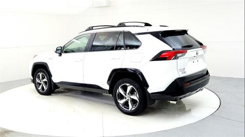 2023 Toyota RAV4 Prime SE