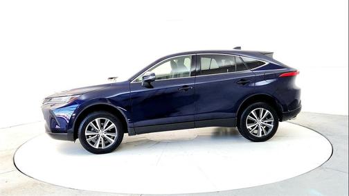2022 Toyota Venza LE