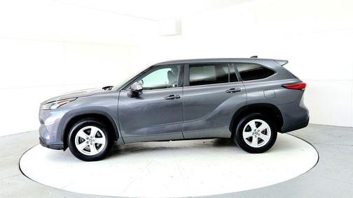 Magnetic Gray Metallic 2023 Toyota Highlander LE