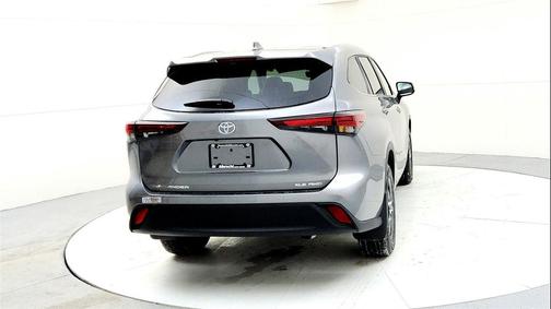 2026 Toyota Highlander XLE