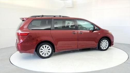 2017 Toyota Sienna Limited Premium