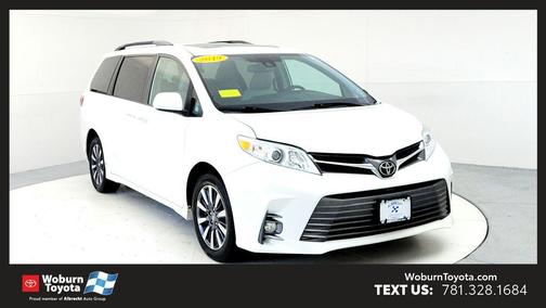 Blizzard Pearl 2019 Toyota Sienna XLE