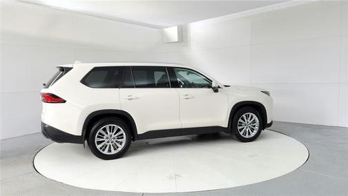 Coastal Cream 2024 Toyota Grand Highlander Platinum