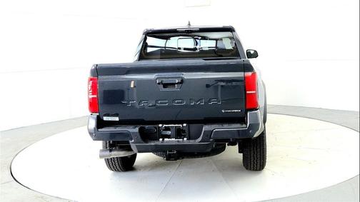 2026 Toyota Tacoma Hybrid TRD Off Road