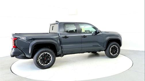 2026 Toyota Tacoma Hybrid TRD Off Road