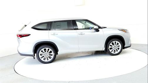 2025 Toyota Highlander Hybrid Limited