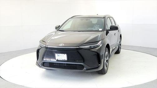 2025 Toyota bZ4X XLE