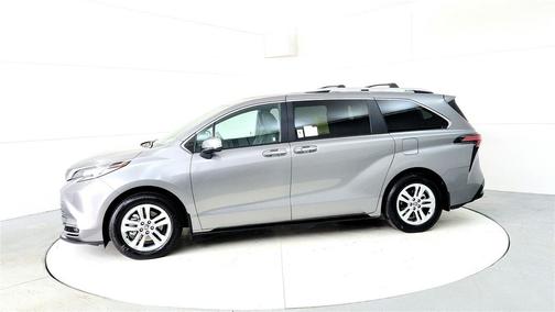 2026 Toyota Sienna Limited