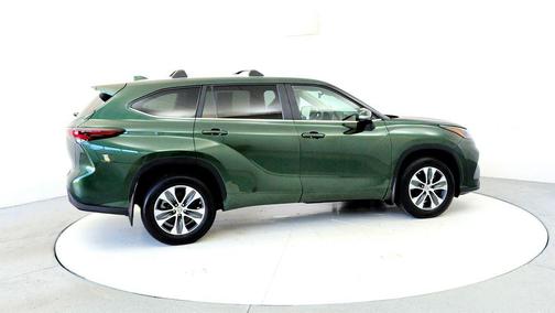 Cypress 2024 Toyota Highlander XLE