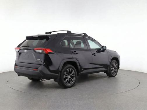 Black 2021 Toyota Venza XLE