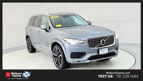 2020 Volvo XC90 T6 Momentum