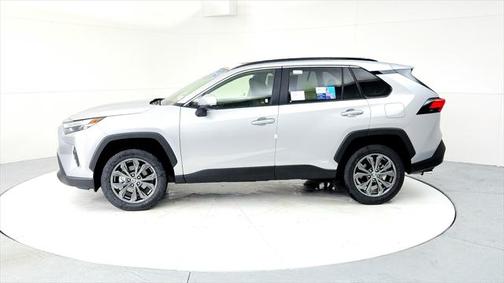 2025 Toyota RAV4 Hybrid XLE Premium