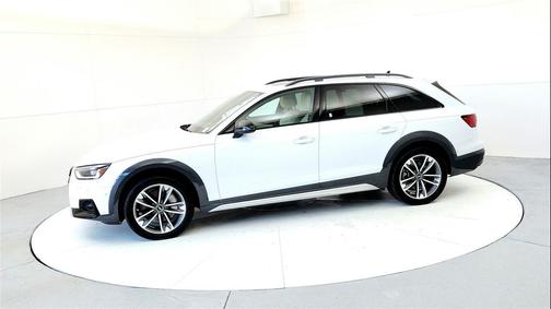 2023 Audi A4 allroad Prestige 45 TFSI quattro S tronic