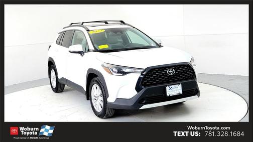 2023 Toyota Corolla Cross LE