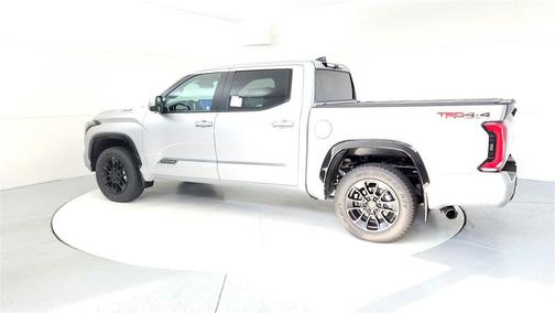 2025 Toyota Tundra Hybrid Platinum