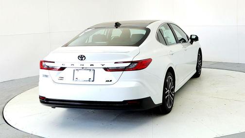 Wind Chill Pearl 2026 Toyota Camry XLE