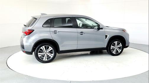 2024 Mitsubishi Outlander Sport SE