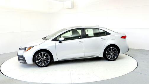 Classic Silver Metallic 2021 Toyota Corolla SE