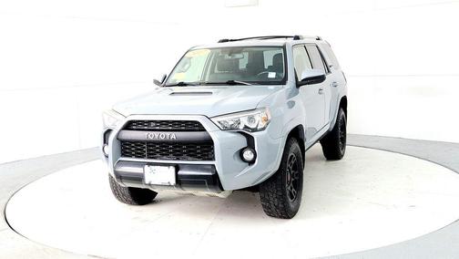 Cement 2017 Toyota 4Runner TRD Pro