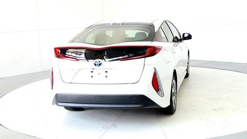 Blizzard Pearl 2017 Toyota Prius Prime Advanced