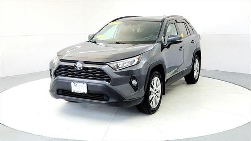 2020 Toyota RAV4 XLE Premium