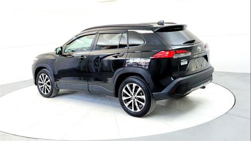 2022 Toyota Corolla Cross XLE