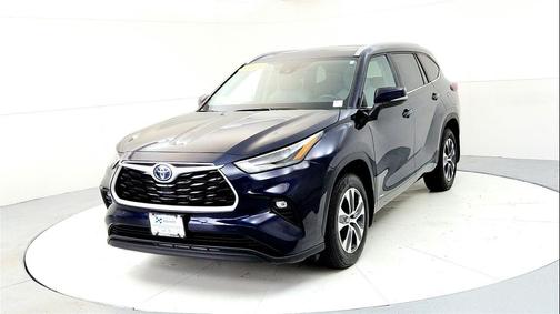 2024 Toyota Highlander Hybrid XLE