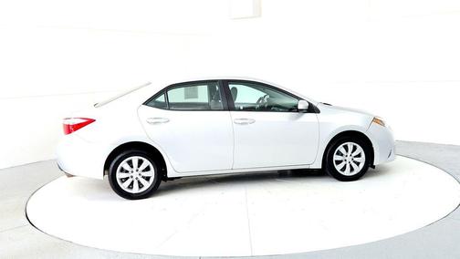Classic Silver Metallic 2016 Toyota Corolla LE