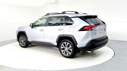 2025 Toyota RAV4 Hybrid XLE Premium