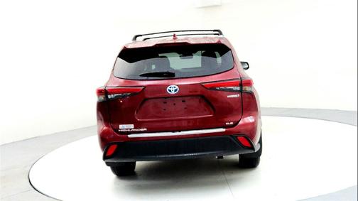 2023 Toyota Highlander Hybrid XLE