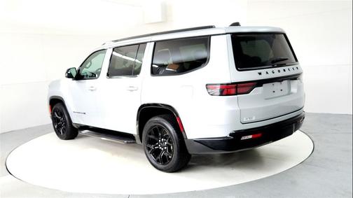 2024 Jeep Wagoneer Series II Carbide 4x4