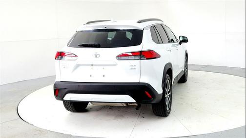 2022 Toyota Corolla Cross XLE