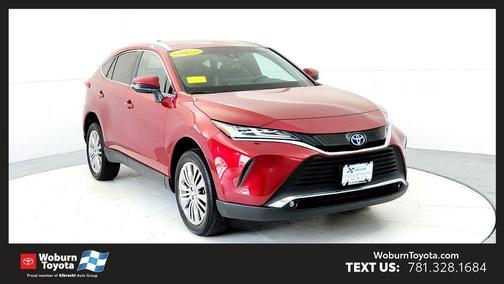 Ruby Flare Pearl 2023 Toyota Venza XLE
